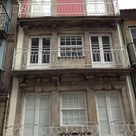 Апартаменты Bridge D. Luis Apartament 1.